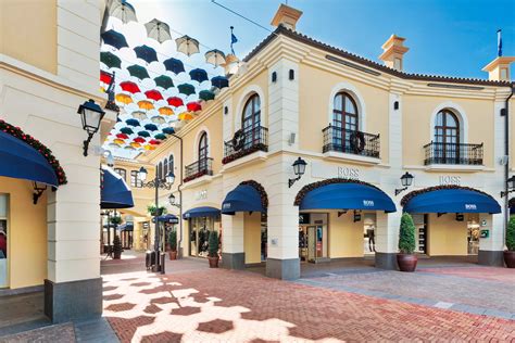 mcarthurglen outlet malaga